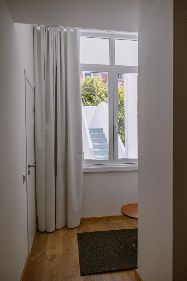 The Lx Hill Hostel Lisbon Luaran gambar