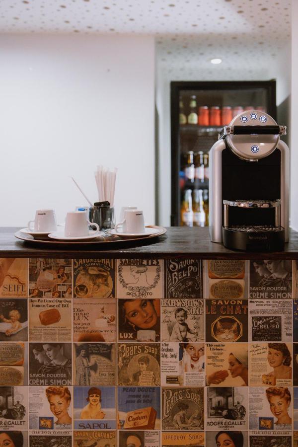 The Lx Hill Hostel Lisbon Luaran gambar