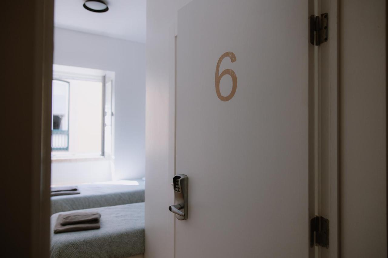 The Lx Hill Hostel Lisbon Luaran gambar