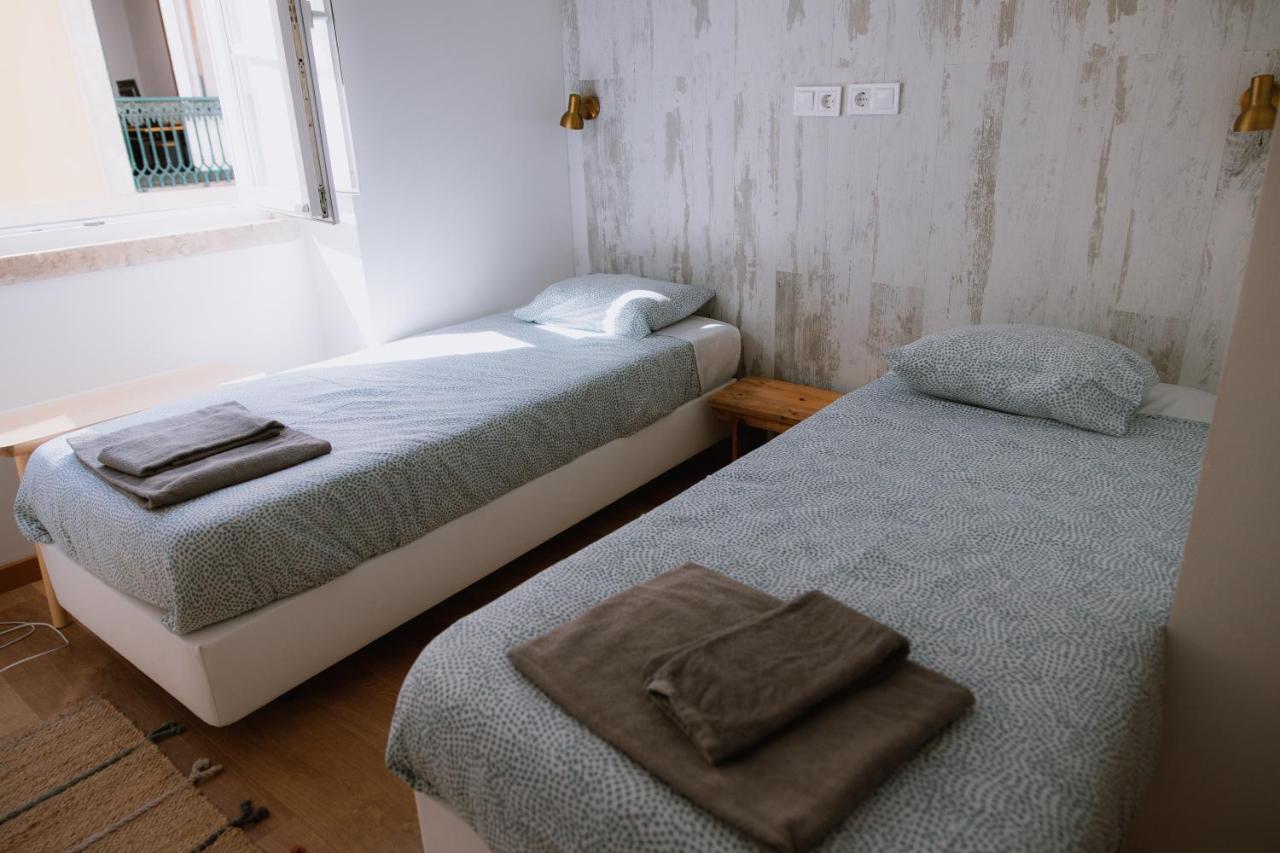 The Lx Hill Hostel Lisbon Luaran gambar