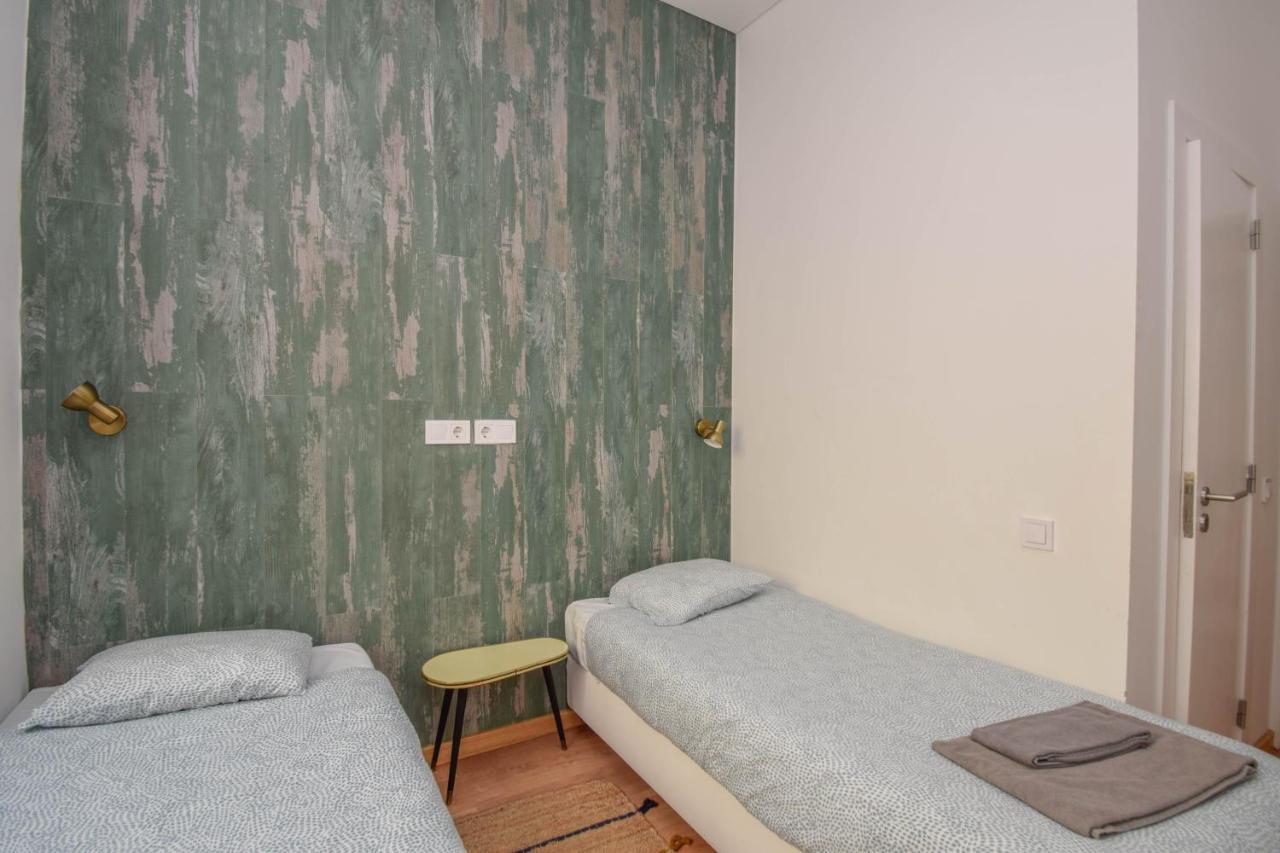 The Lx Hill Hostel Lisbon Luaran gambar